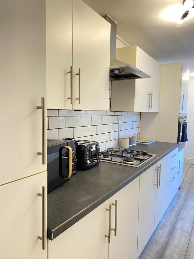3 Bed Anfield House Close To Lfc Villa Liverpool Exterior foto